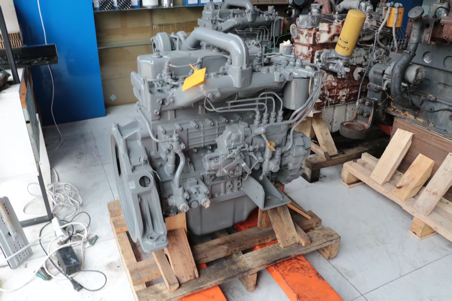 4BG1 engine assembly